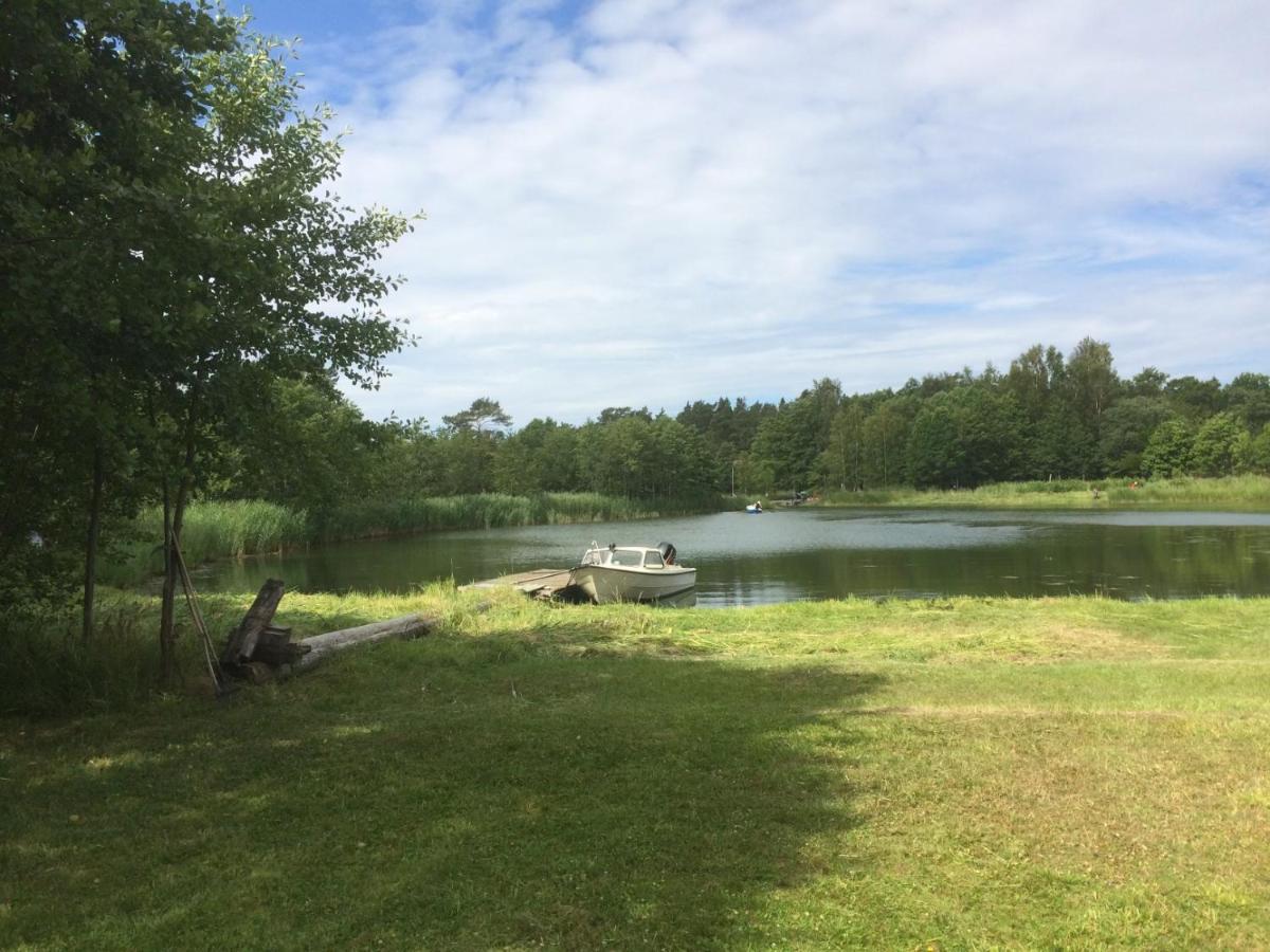 Semesterhus I Stockholms Skaergard, Runmaroe Vaermdoe Namdo Exterior foto